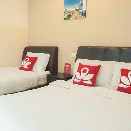 Zen Rooms Golden Star Kuantan Exterior foto